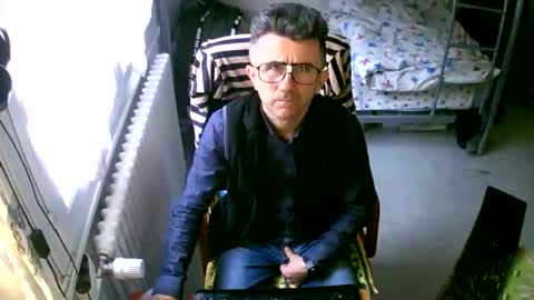 Snapshot of lokoum39 chatting on November 9, 11:52 am lokoum39 online show from November 9, 11:52 am