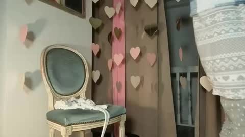 lola_belgium online show from February 16, 6:42 am