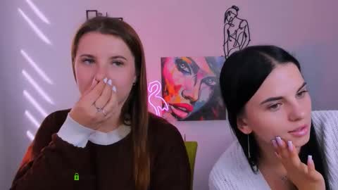 Lola online show from September 26, 9:02 am