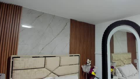 Snapshot of lolaangellx chatting on May 2, 7:52 pm Lola Angel online show from May 2, 7:52 pm