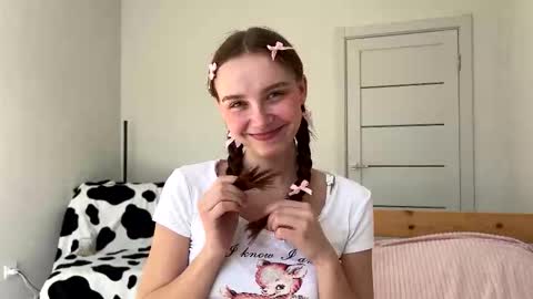 lolaatate online show from March 12, 11:16 am