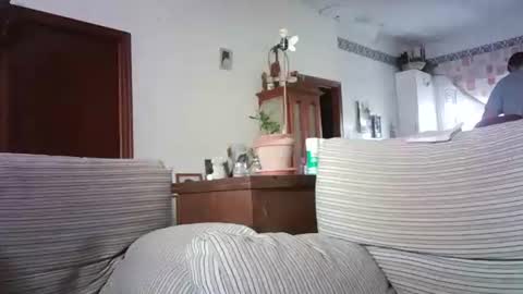 Snapshot of lolahueso chatting on October 15, 8:25 am LOLA HUESO y ERIC online show from October 15, 8:25 am