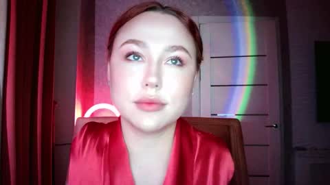 Lola online show from September 26, 1:15 pm