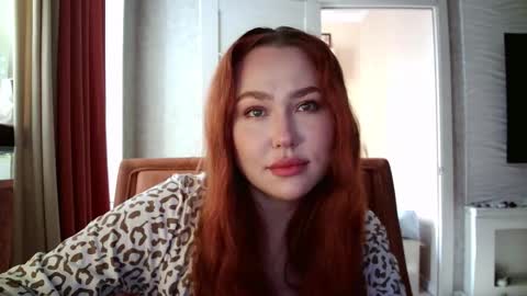 Lola online show from October 7, 9:39 am