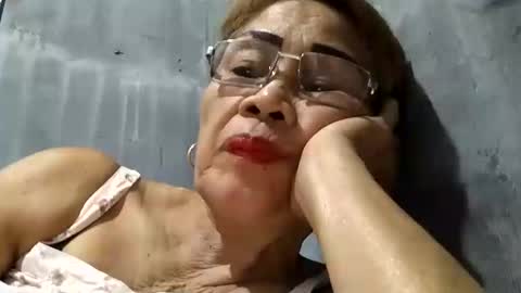 tey online show from February 9, 12:19 pm