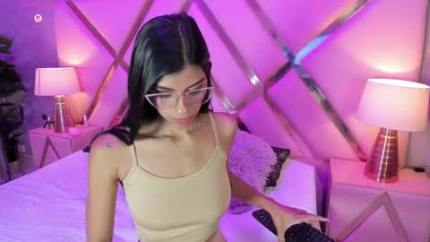 Snapshot of lolapierce chatting on September 30, 11:48 am loli online show from September 30, 11:48 am
