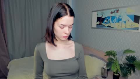Snapshot of lolasoltren chatting on December 20, 9:27 am Tsarina online show from December 20, 9:27 am