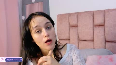 Snapshot of lolayun chatting on November 4, 1:54 pm Lola online show from November 4, 1:54 pm