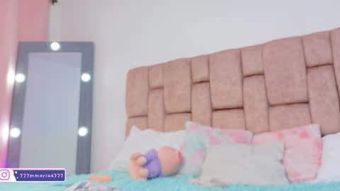 Snapshot of lolayun chatting on November 10, 3:44 pm Lola online show from November 10, 3:44 pm