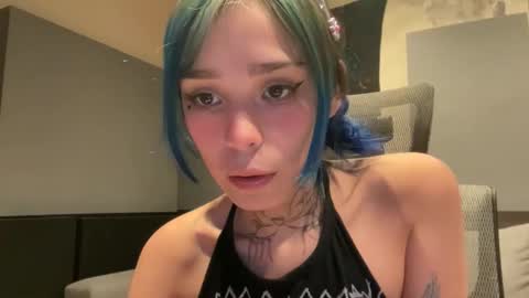 lole online show from February 5, 12:15 am