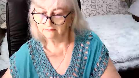 LolkaAlyss online show from October 9, 3:21 pm