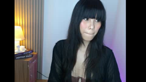 Snapshot of lolli_rosie chatting on May 19, 11:38 am ROSIE online show from May 19, 11:38 am