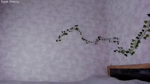 Mia online show from November 9, 5:28 am