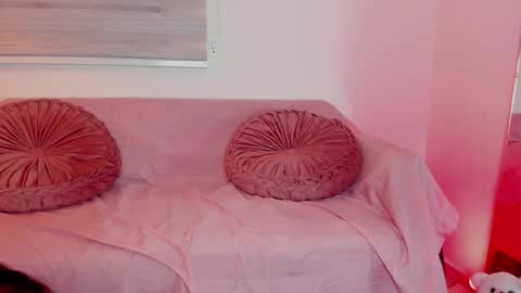 Snapshot of lolly_js_ chatting on March 8, 11:19 pm Lolly online show from March 8, 11:19 pm