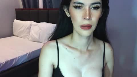 Snapshot of lolly_lips69 chatting on November 3, 2:07 pm hana online show from November 3, 2:07 pm