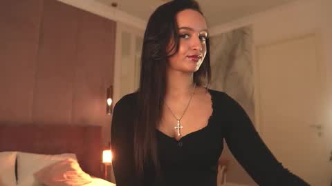 Lolly online show from March 6, 4:14 pm