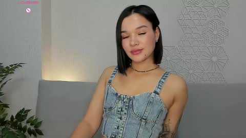 Snapshot of lolly_turner chatting on November 10, 2:43 am lolly_turner online show from November 10, 2:43 am