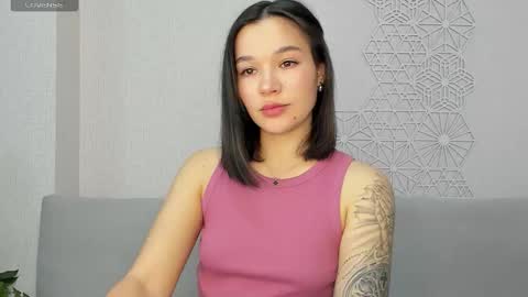 lolly_turner online show from March 2, 11:17 am