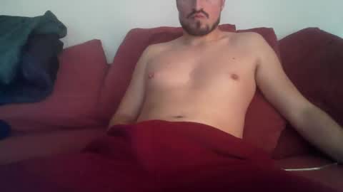 Snapshot of lolo3064 chatting on December 22, 3:22 pm lolo3064 online show from December 22, 3:22 pm