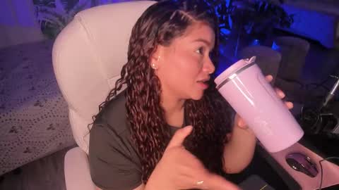 loly_marce online show from March 16, 8:57 pm