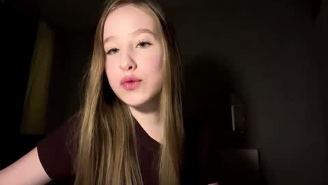 Nicolina online show from February 17, 10:45 am