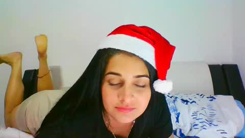 estehfania online show from December 14, 4:23 am