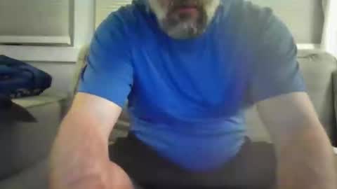 THE SEXIEST MAN ALIVE online show from December 14, 10:58 pm