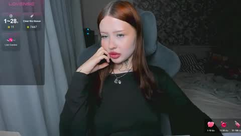 Snapshot of lonalye chatting on January 8, 4:42 pm lona online show from January 8, 4:42 pm