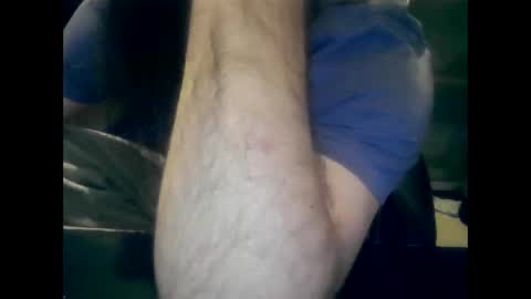 Snapshot of london_man1988 chatting on March 29, 9:15 pm london_man1988 online show from March 29, 9:15 pm