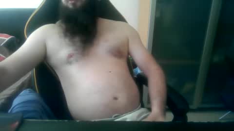 Snapshot of london_man1988 chatting on April 26, 8:34 am london_man1988 online show from April 26, 8:34 am