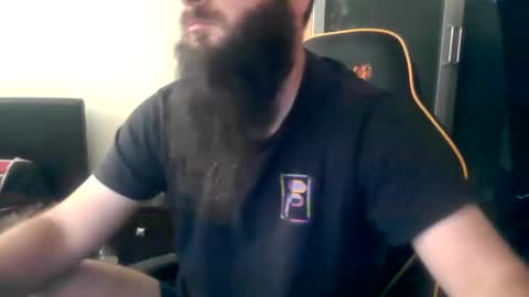 Snapshot of london_man1988 chatting on May 22, 11:16 am london_man1988 online show from May 22, 11:16 am