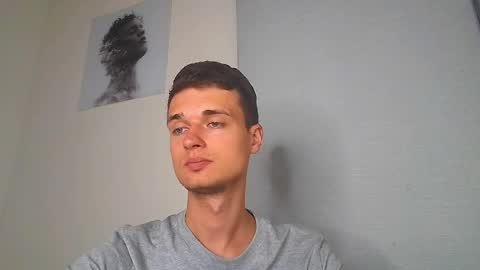 london_tomy online show from April 8, 1:38 am