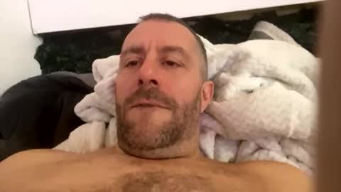 Snapshot of londonsbigbenxxx chatting on September 29, 8:19 am londonsbigbenxxx online show from September 29, 8:19 am