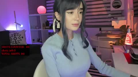 Snapshot of lonelly_lolly98 chatting on October 18, 1:30 am SABRINA online show from October 18, 1:30 am