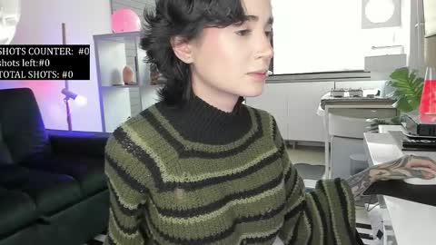 Snapshot of lonelly_lolly98 chatting on November 9, 9:13 pm SABRINA online show from November 9, 9:13 pm