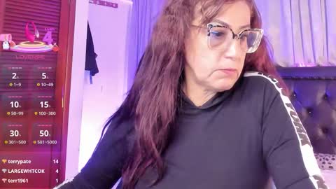 Jennifer  online show from March 18, 6:11 pm