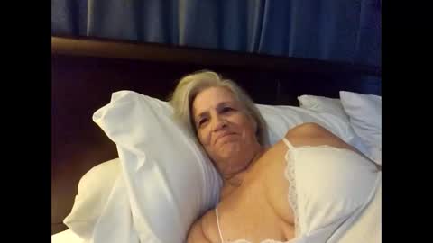 lonelylana1955 online show from November 11, 8:03 am