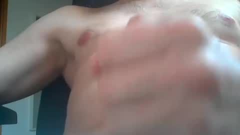 lonesomelust83 online show from March 12, 4:13 pm