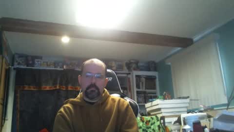 Snapshot of longandcut99 chatting on March 16, 4:44 pm longandcut99 online show from March 16, 4:44 pm