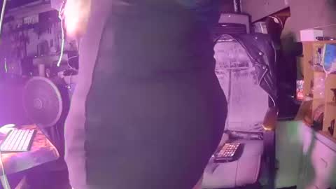 longbeachcd69 online show from October 13, 8:25 am