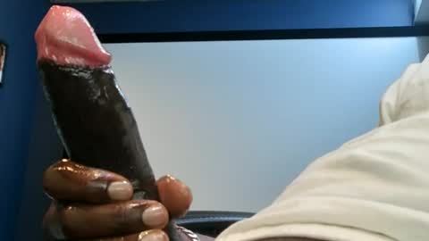 Snapshot of longblack37 chatting on January 17, 2:29 am slim reaper online show from January 17, 2:29 am