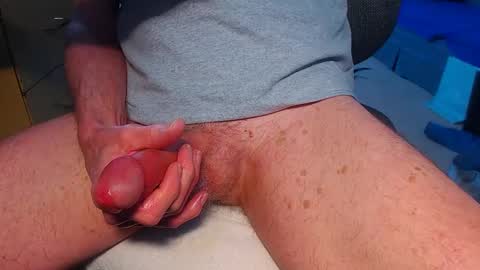 Snapshot of longing2 chatting on January 16, 4:28 pm longing2 online show from January 16, 4:28 pm