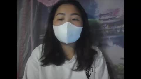 Snapshot of lonna_baby chatting on June 5, 10:26 pm lonna_baby online show from June 5, 10:26 pm