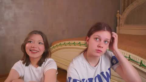  Adele Ellie and Lou   Sally Dana and Bonnie online show from March 21, 1:16 pm