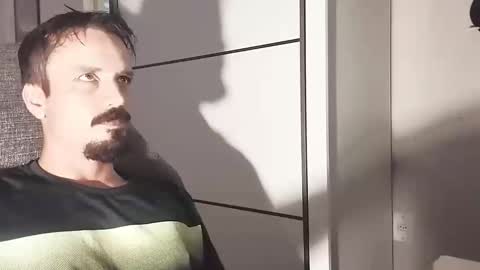 Lucas online show from February 22, 11:42 am