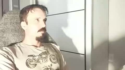 Lucas online show from March 3, 12:11 pm