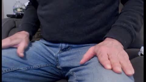 looking469 online show from March 1, 2:19 pm