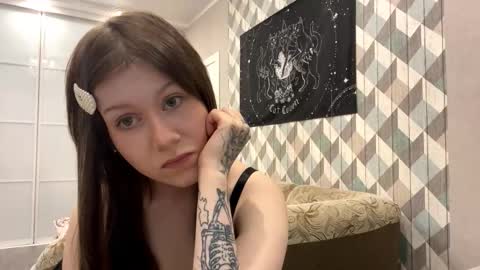 EVA online show from October 23, 5:51 am