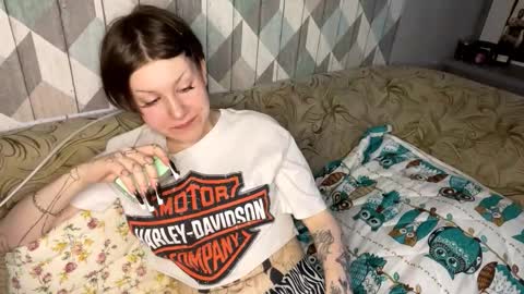 EVA online show from November 23, 6:35 am