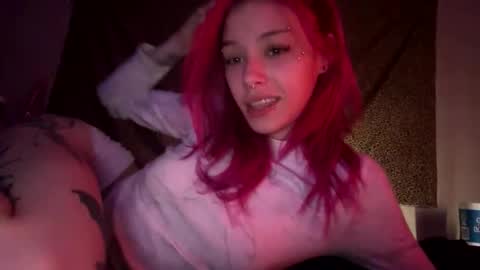 lookingforlona online show from December 1, 3:06 pm